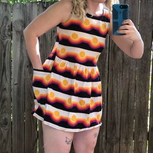 NOOWORKS Circa Big Pocket Dress
